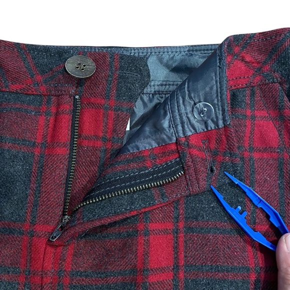 Eddie Bauer Red & Gray Plaid A-line Skirt Wool Blend Lined Pockets Size 2 - Picture 4 of 5
